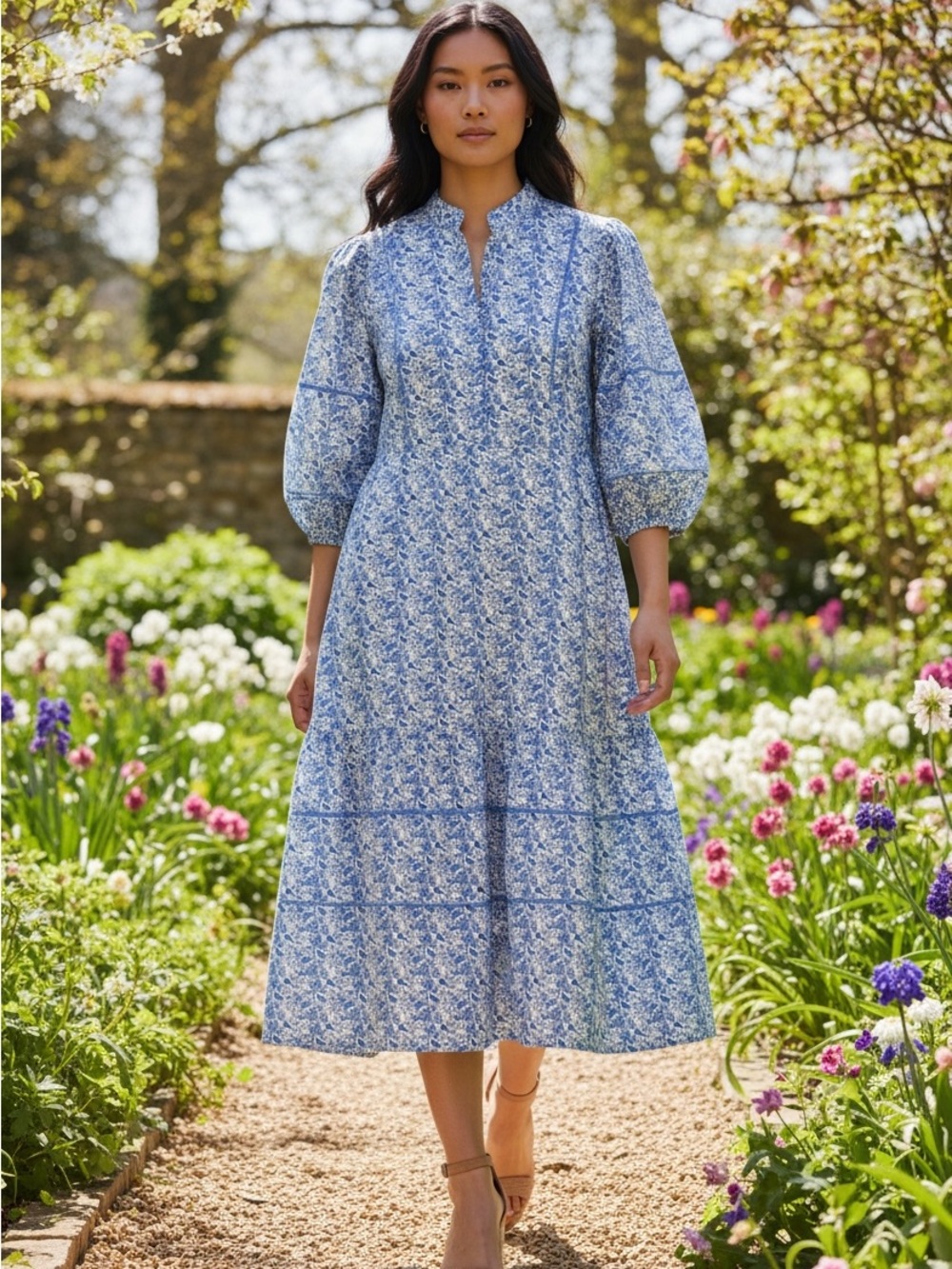 Tuckernuck Hyacinth House Hillsborough Baby Blue Ditsy Floral XL